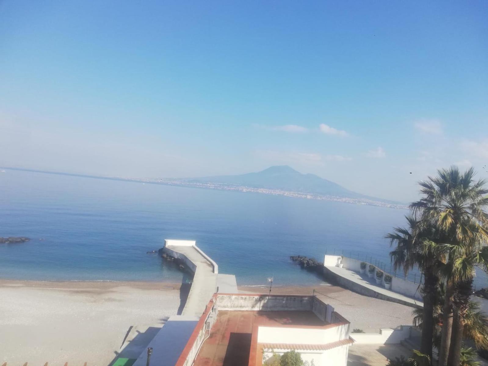Maremonti Apartments Castellammare di Stabia Exterior photo